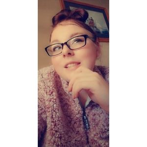 Meet your Posher, Laney